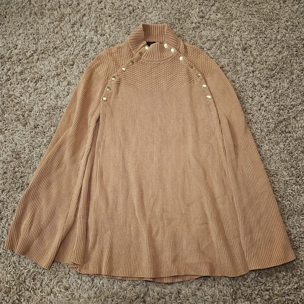 G.I.L.I. Tan Sweater Cape‎ Poncho Gold Button Detail Size M/L Knit Boho Chic